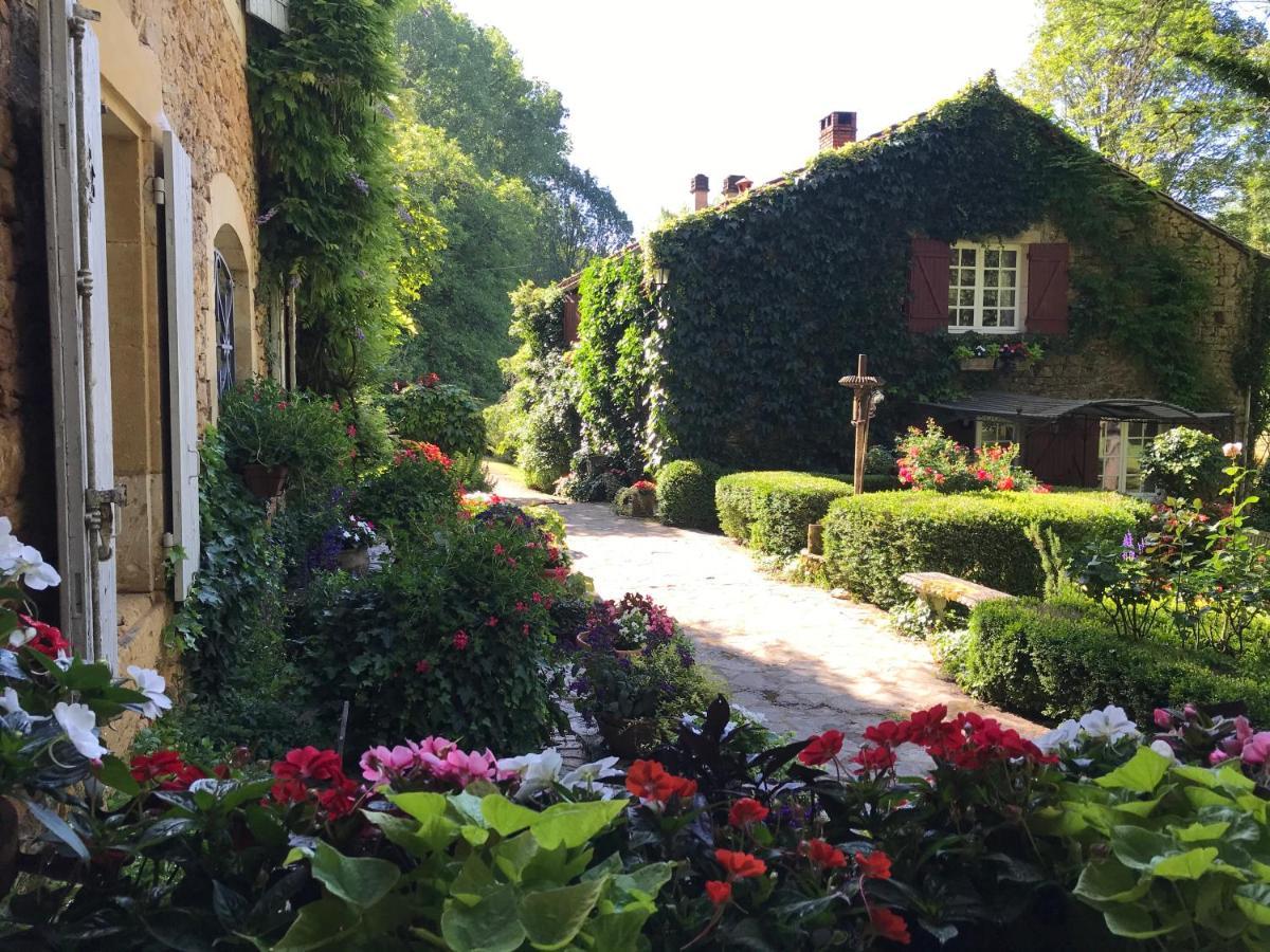 Bed & Breakfast Le Moulin Neuf Saint-Alvère Exterior foto